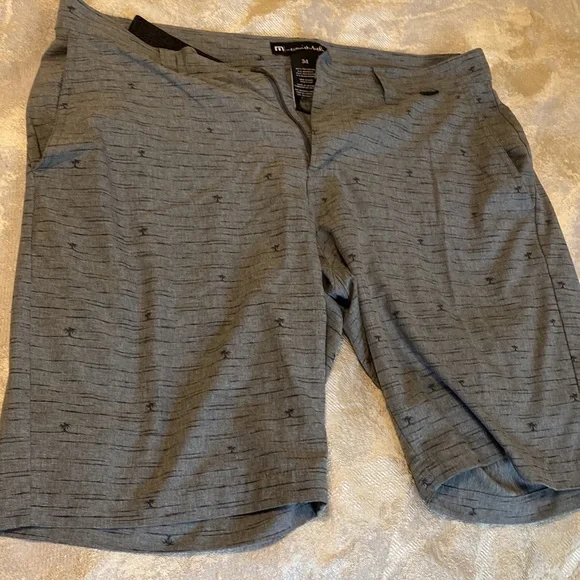 Travis Matthew golf short